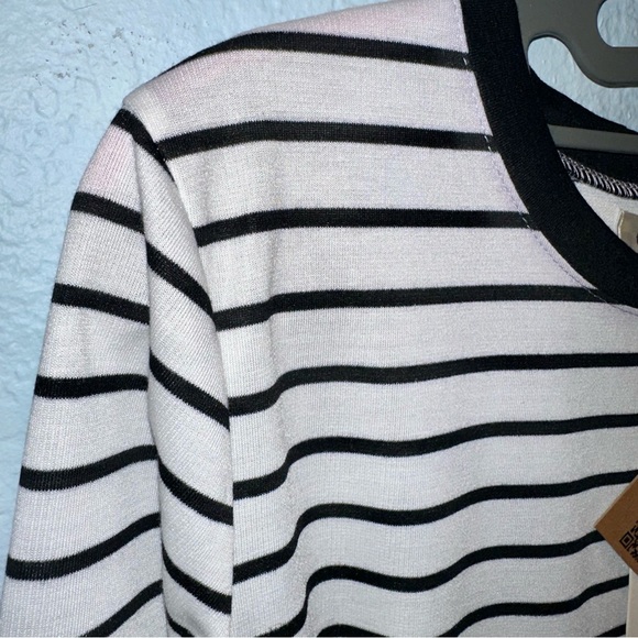 NEW WITH TAG Gumuxi Black and White Striped Midi Dress, Size M - Picture 6 of 10